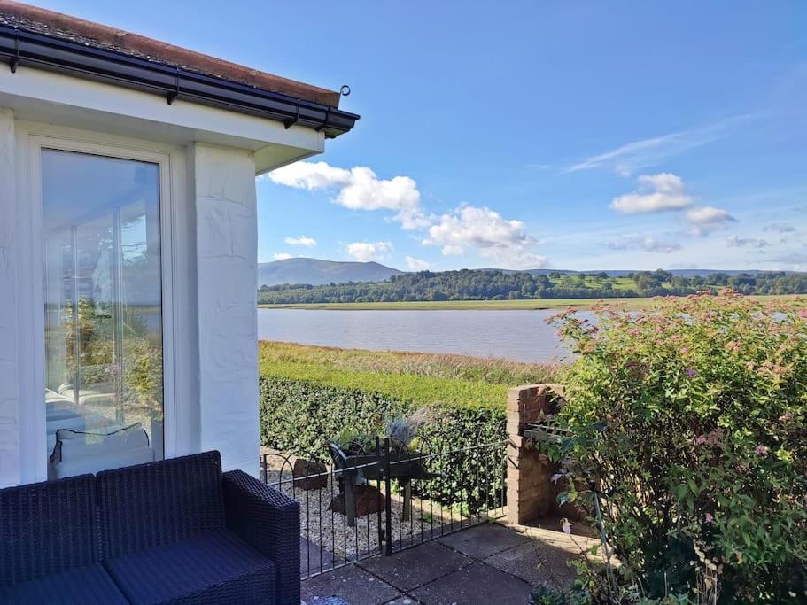 Shorepark - Waterfront Cottage With Stunning Views Ντάμφρις Εξωτερικό φωτογραφία